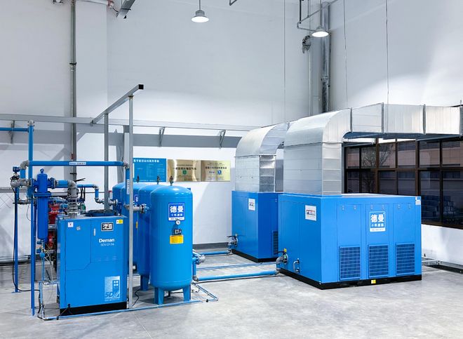 德曼荣誉加冕：节能空压机领域的领军者如何实现极致省电与耐用 title=