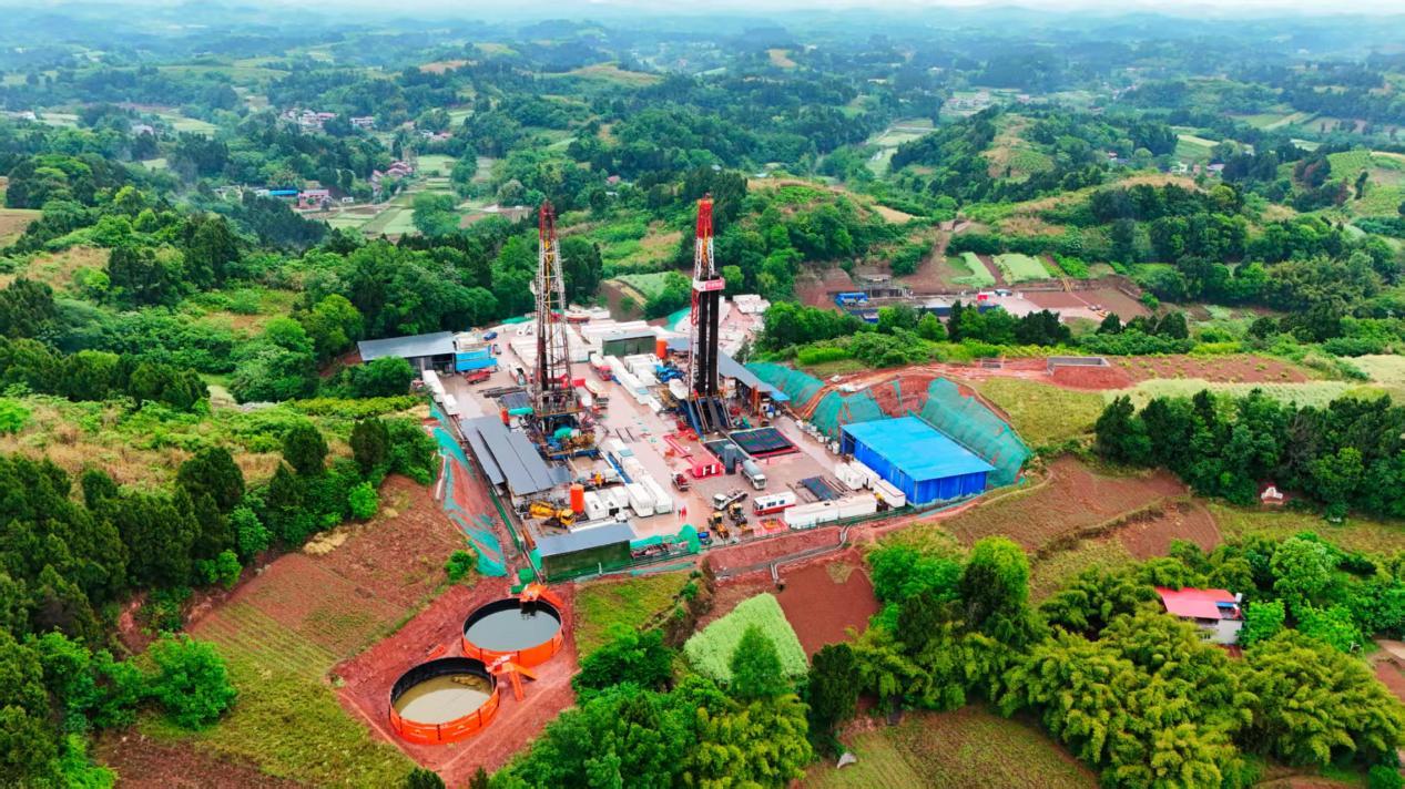 迈向“净零”新征程中国石油换装“绿色引擎”(图2)