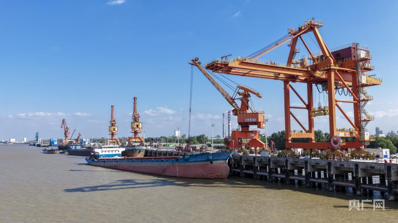 九游娱乐NineGame：江西九江：“向江图强”奏响经济高质量发展强音(图5)