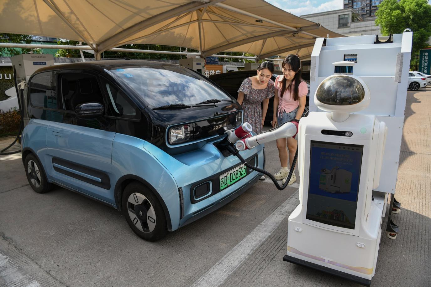 九游娱乐：一线动态电靓金华赋能发展情暖万家润泽民生(图3)